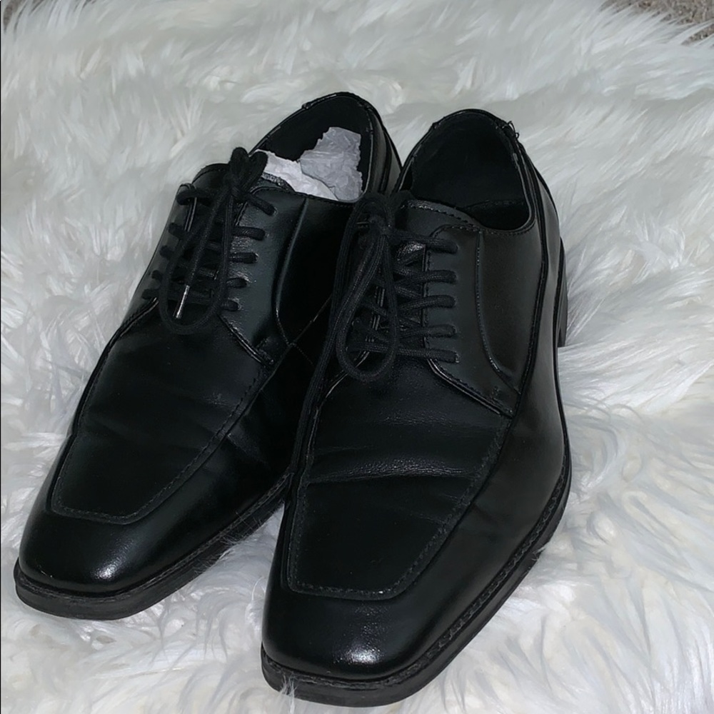 Black dress up shoes
